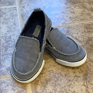 Crazy 8 boat shoe slides